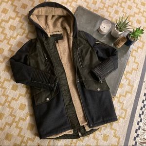 BCBG MAXAZRIA Mixed Media Winter Parka